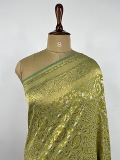 pear-green-color-bandhani-georgette-silk-saree-hny0327-c