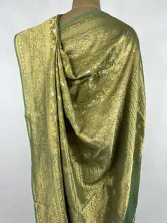 Pear Green color Bandhani Georgette silk saree4