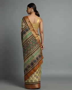 beige-and-rust-colour-traditional-bagru-printed-vegan-silk-saree-hny0503-b