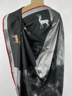 Black color banarasi silk saree4