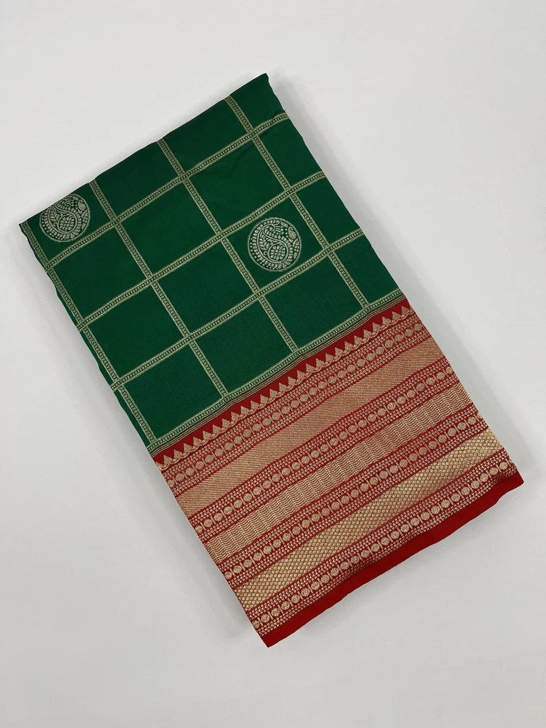 Emerald green checker kanjivaram silk saree1