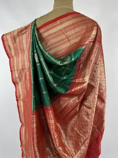 Emerald green checker kanjivaram silk saree4