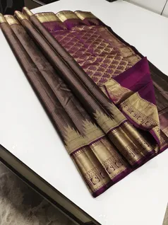 unique-collection-02457-c