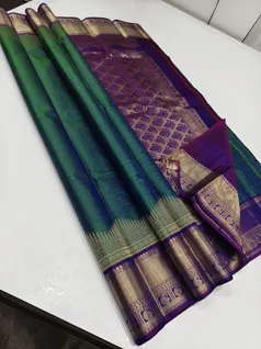 unique-collection-02457-d