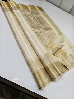 unique-collection-02483-d