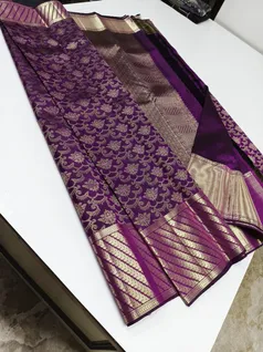 exclusive-bridal-sarees-02538-b