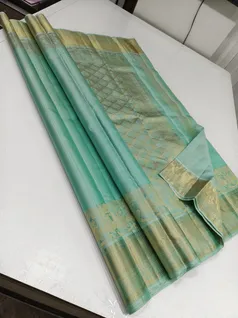 unique-collection-02741-d