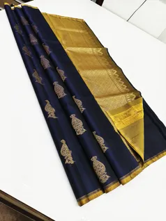 unique-collection-02798-a