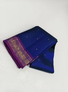 traditional-pattern-03068-d