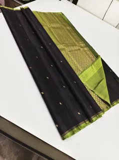 unique-collection-03148-m