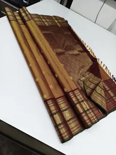 vairaoosi-exclusive-bridal-sarees-collection-03176-c