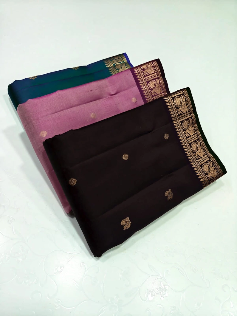 unique-collection-03211-a