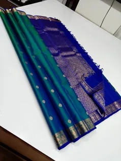 unique-collection-03211-d