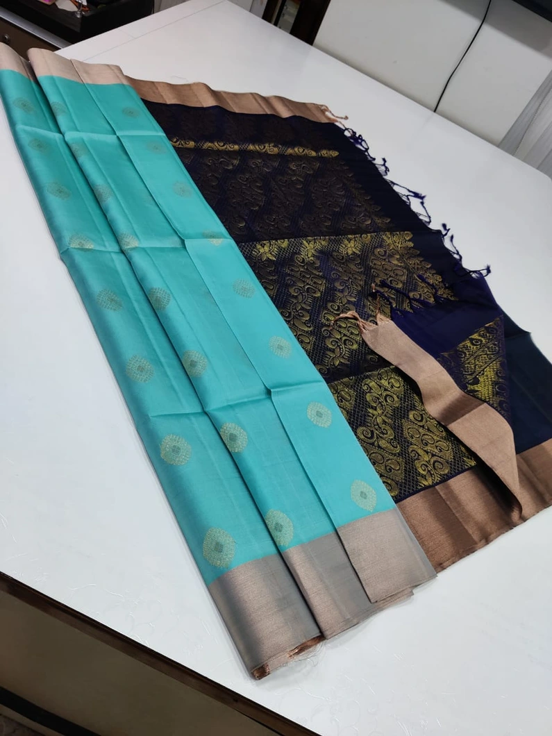 unique-collection-03374-a