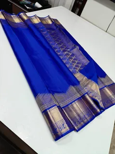 unique-collection-03444-c