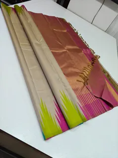 8-kol-temple-sarees-collection-03466-e