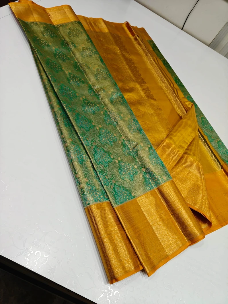 exclusive-bridal-sarees-03481-a