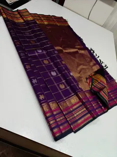 exclusive-bridal-sarees-03518-c