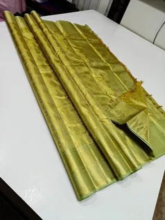 exclusive-bridal-sarees-collection-03547-i