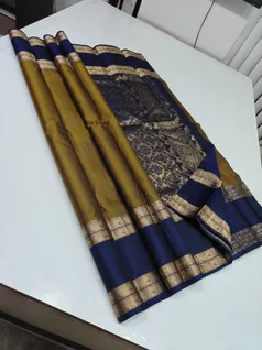 unique-collection-03635-f