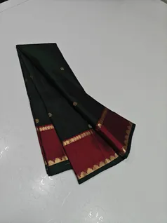 unique-collection-03688-b