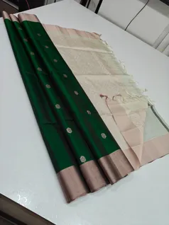 unique-collection-03831-q