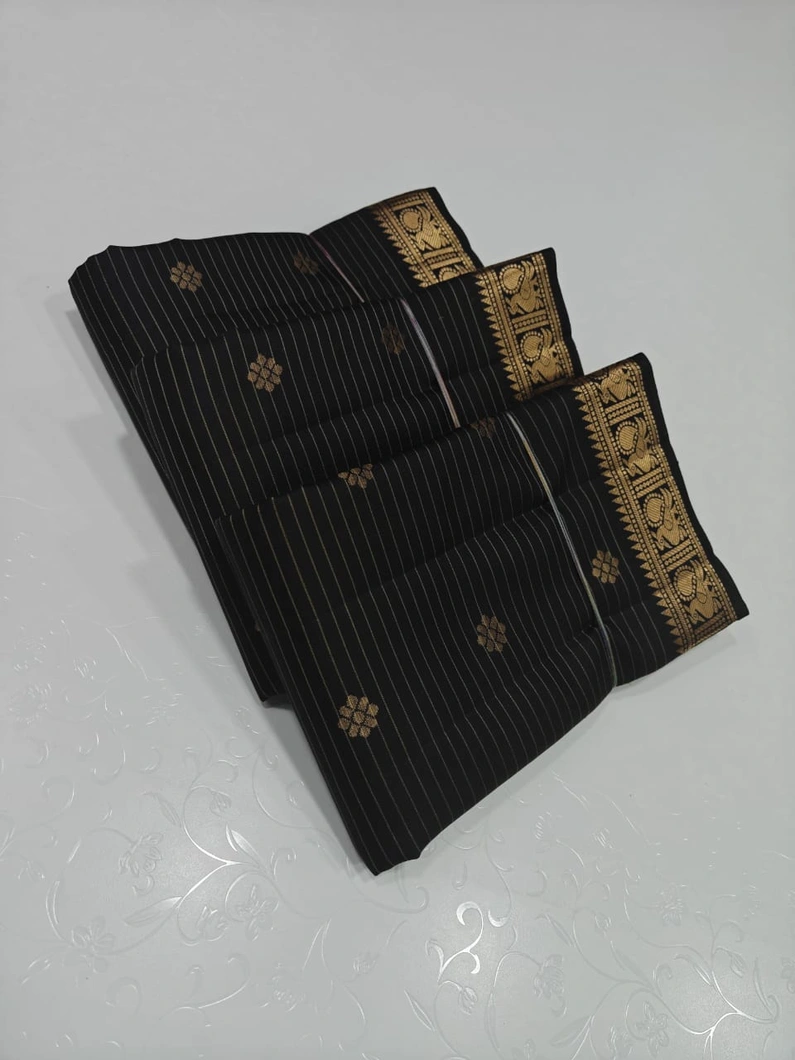 trendy-collection-03838-a