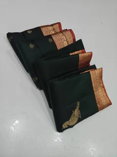 unique-collection-03857-a