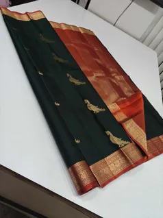 unique-collection-03857-f