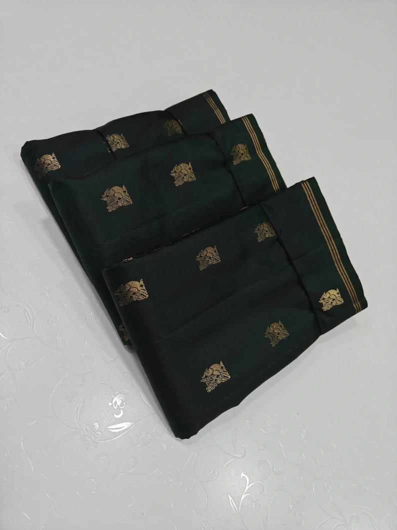 unique-collection-03866-a