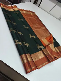 unique-collection-03878-d