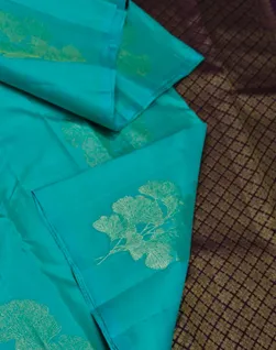 without-border-unique-collection-03894-g