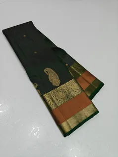 traditional-exclusive-pattern-03923-a