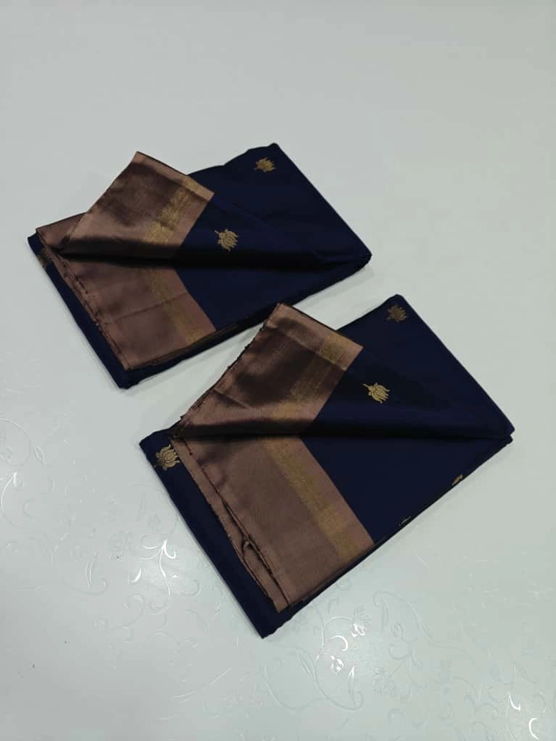 unique-collection-03952-a