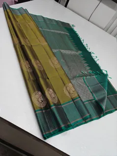 unique-collection-04071-m