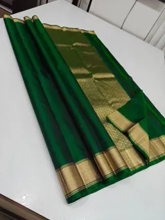 unique-collection-04077-d