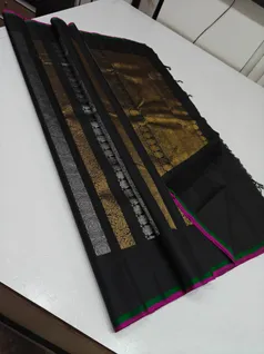 turning-border-bridal-sarees-04319-i