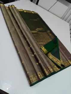 unique-collection-04434-f