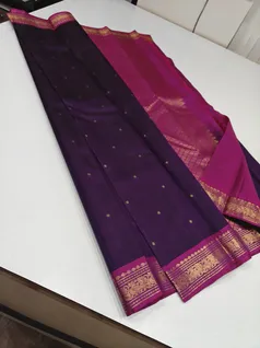 unique-collection-04483-j