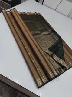 unique-collection-04498-d