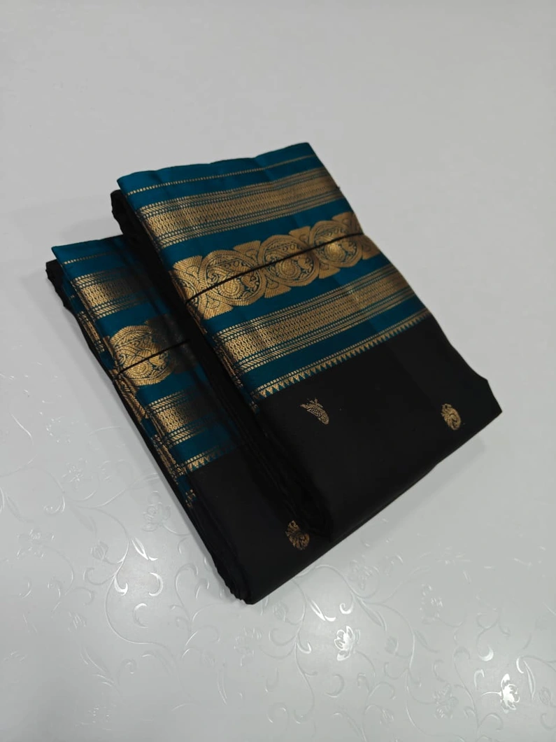 unique-collection-04597-a