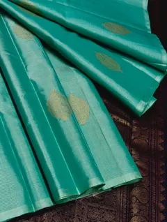 without-border-vairaoosi-collection-04608-g