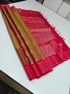 unique-collection-04609-q