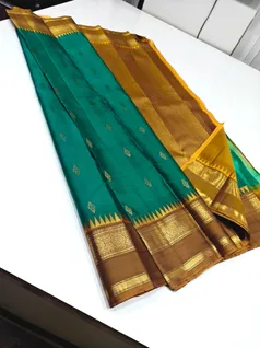 unique-collection-04613-f