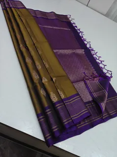 unique-collection-04681-h