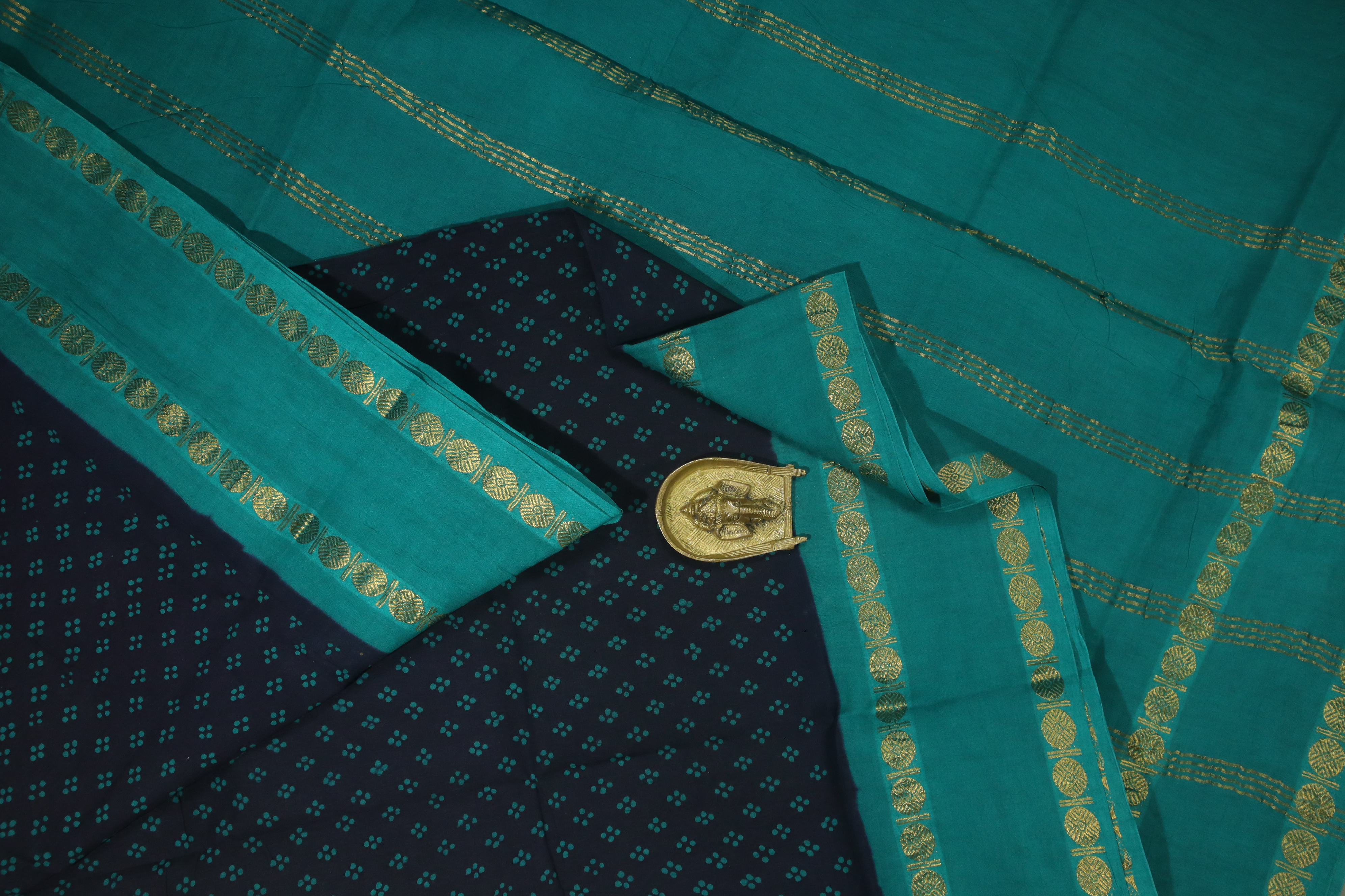 madurai-sungudi-saree-ss005640-a