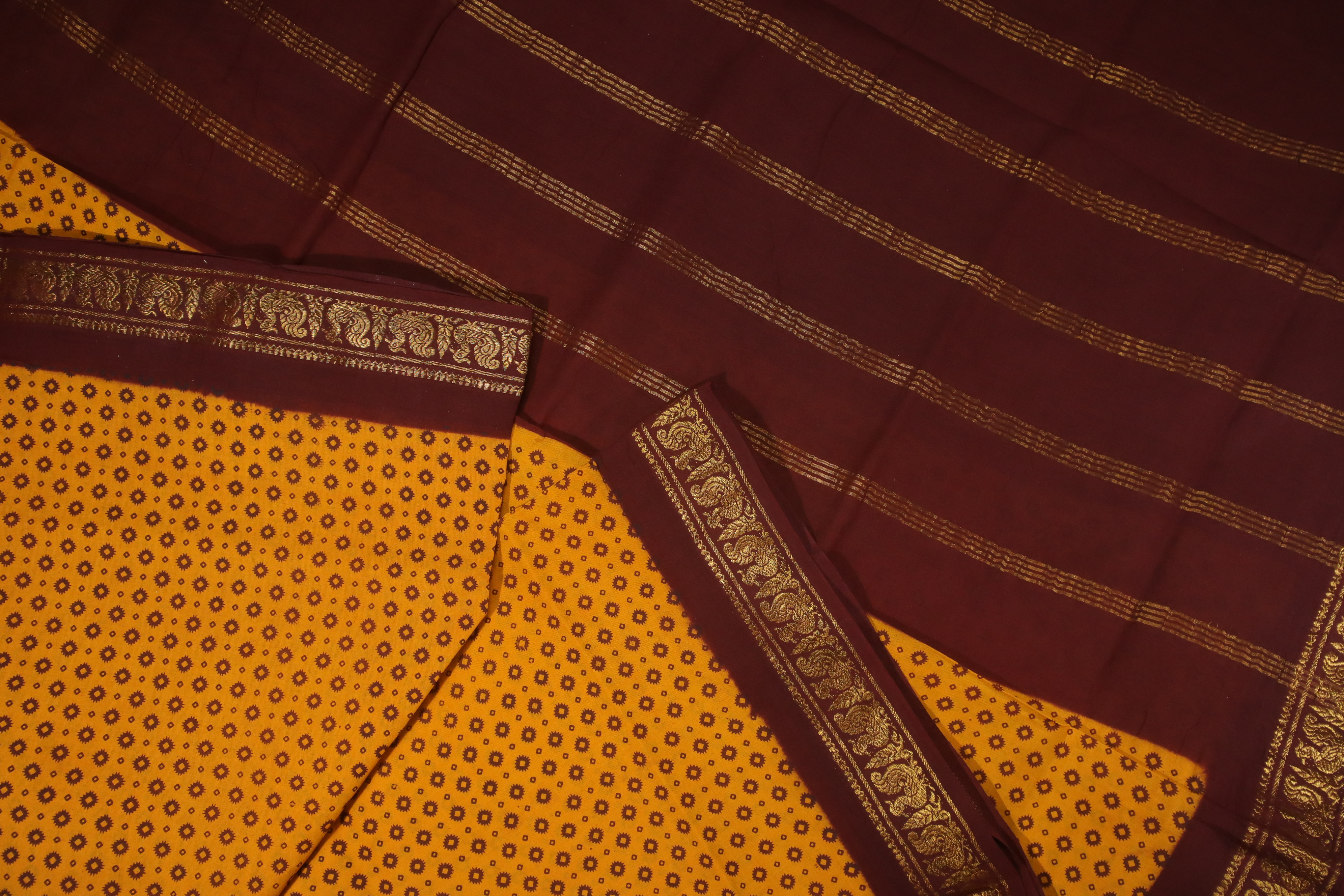 madurai-sungudi-saree-ss005691-b