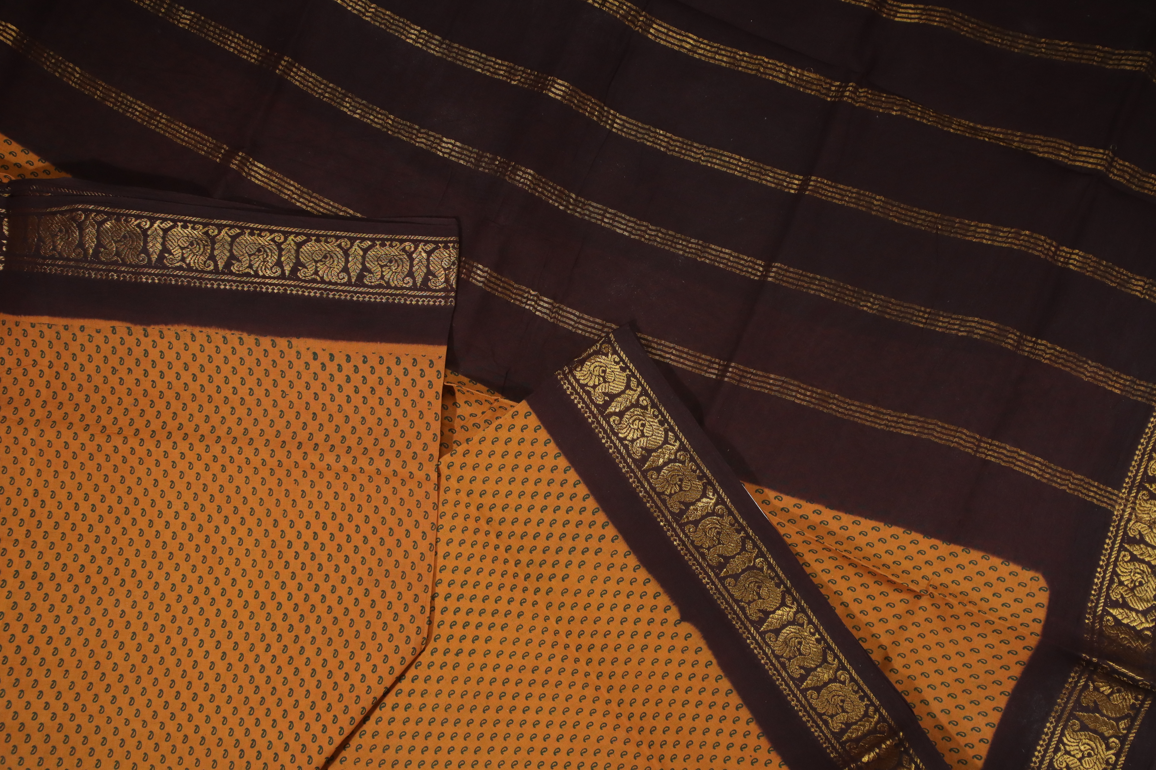 madurai-sungudi-saree-ss005685-b