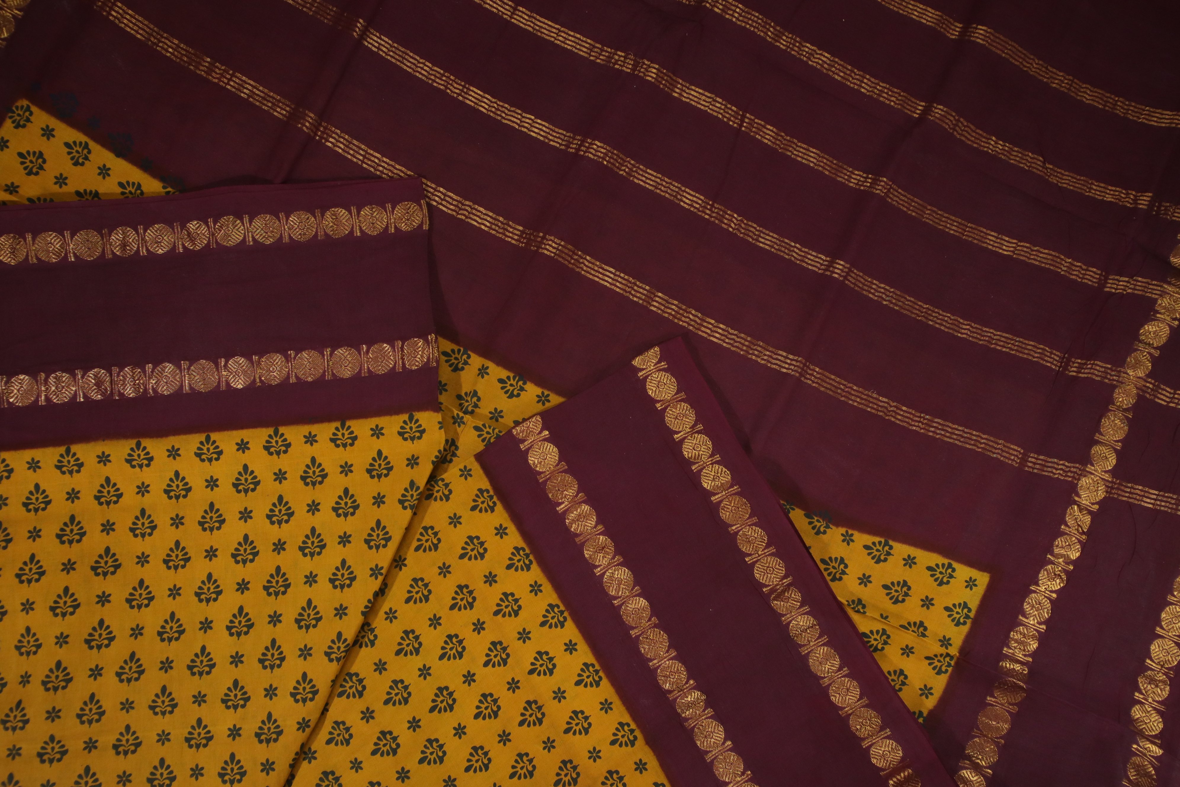 madurai-sungudi-saree-ss005675-b