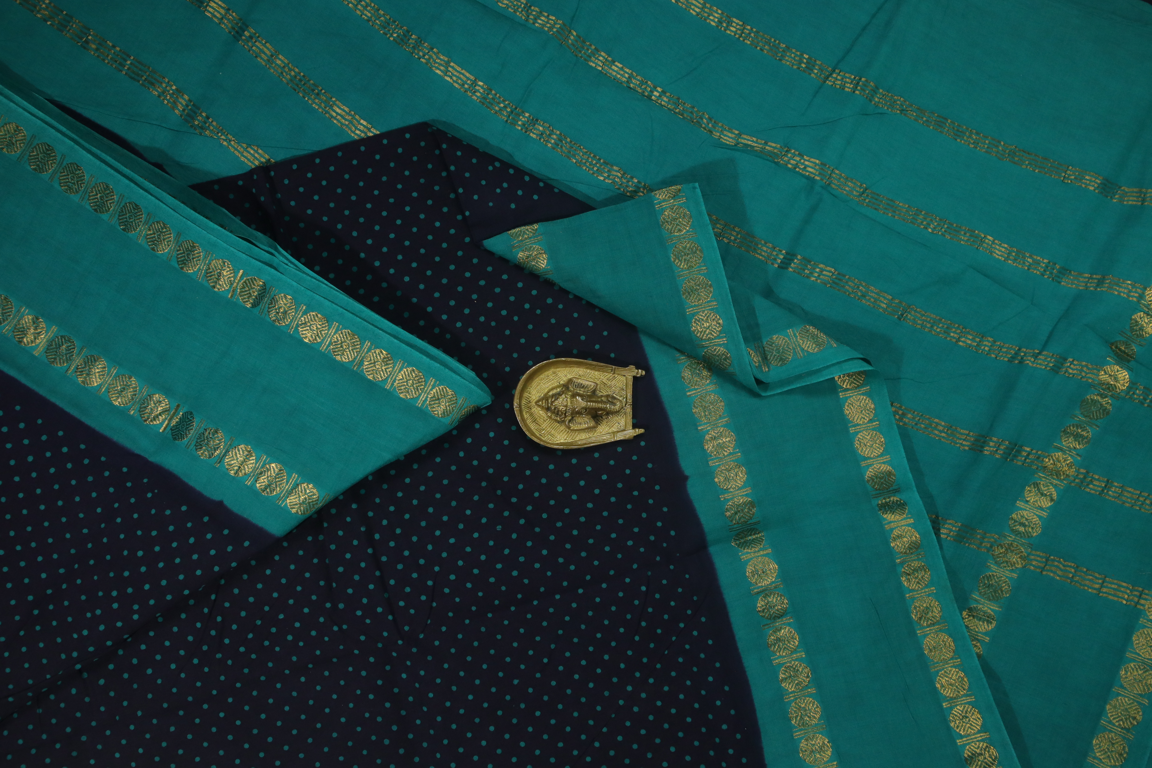 madurai-sungudi-saree-ss005653-a